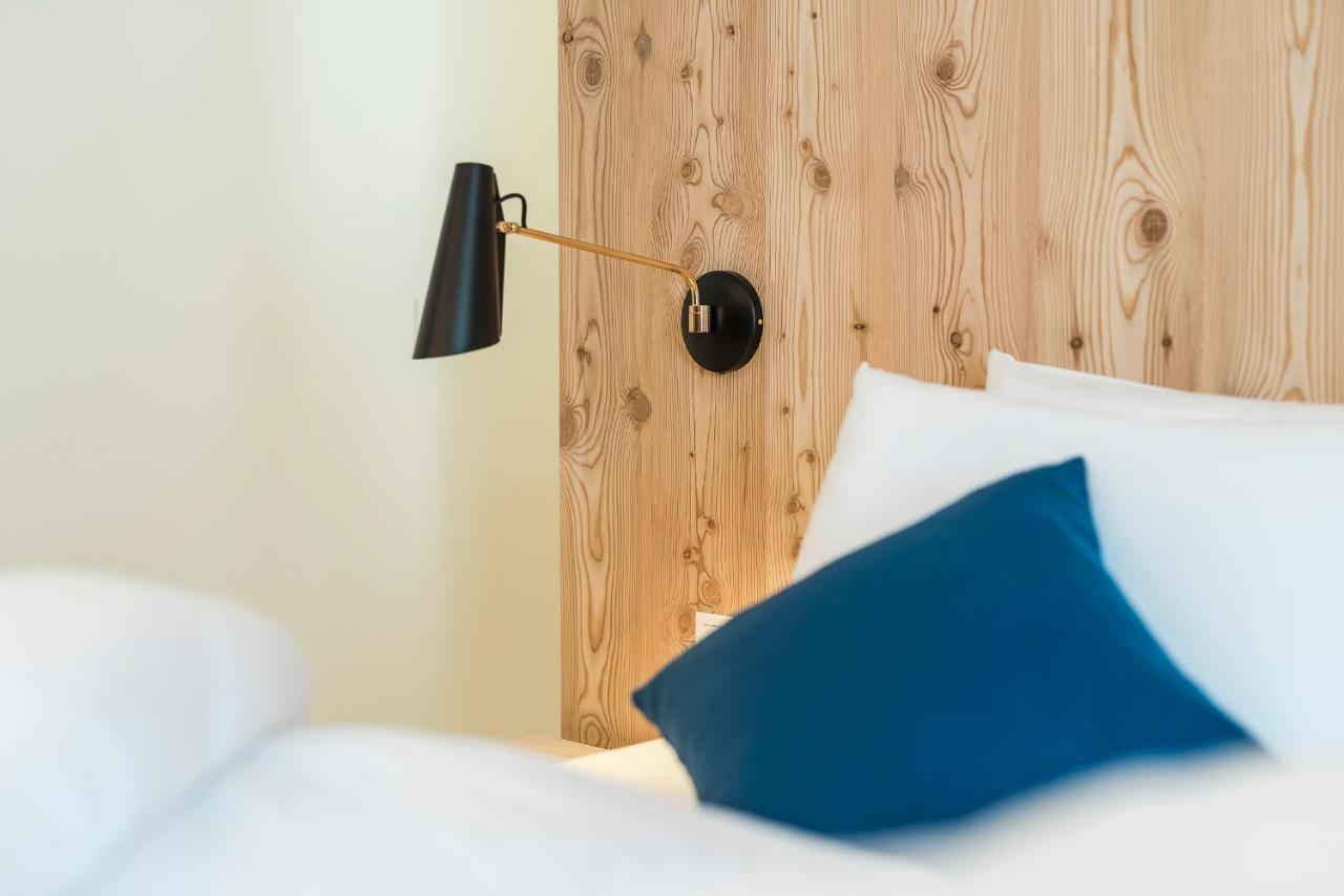 Zum Hirschen Boutique Hotel Val Di Non 운세레리베프로인발데 외부 사진
